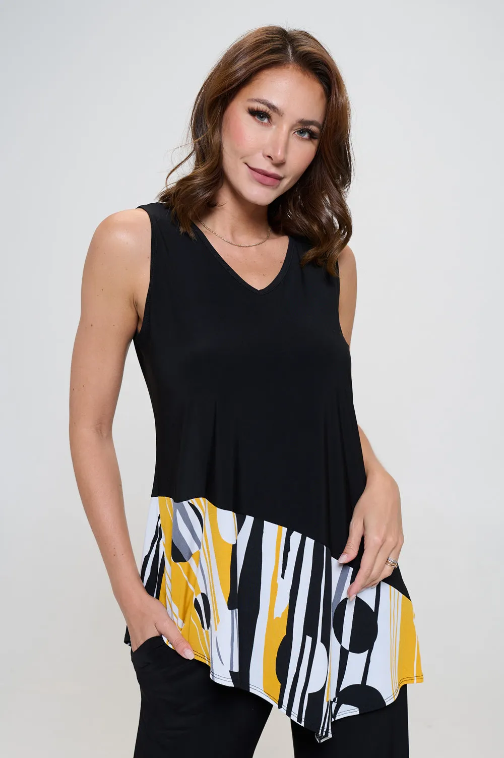 Chic Contrast V-Neck Sleeveless Tank-2062HT-TRP1-C-W395