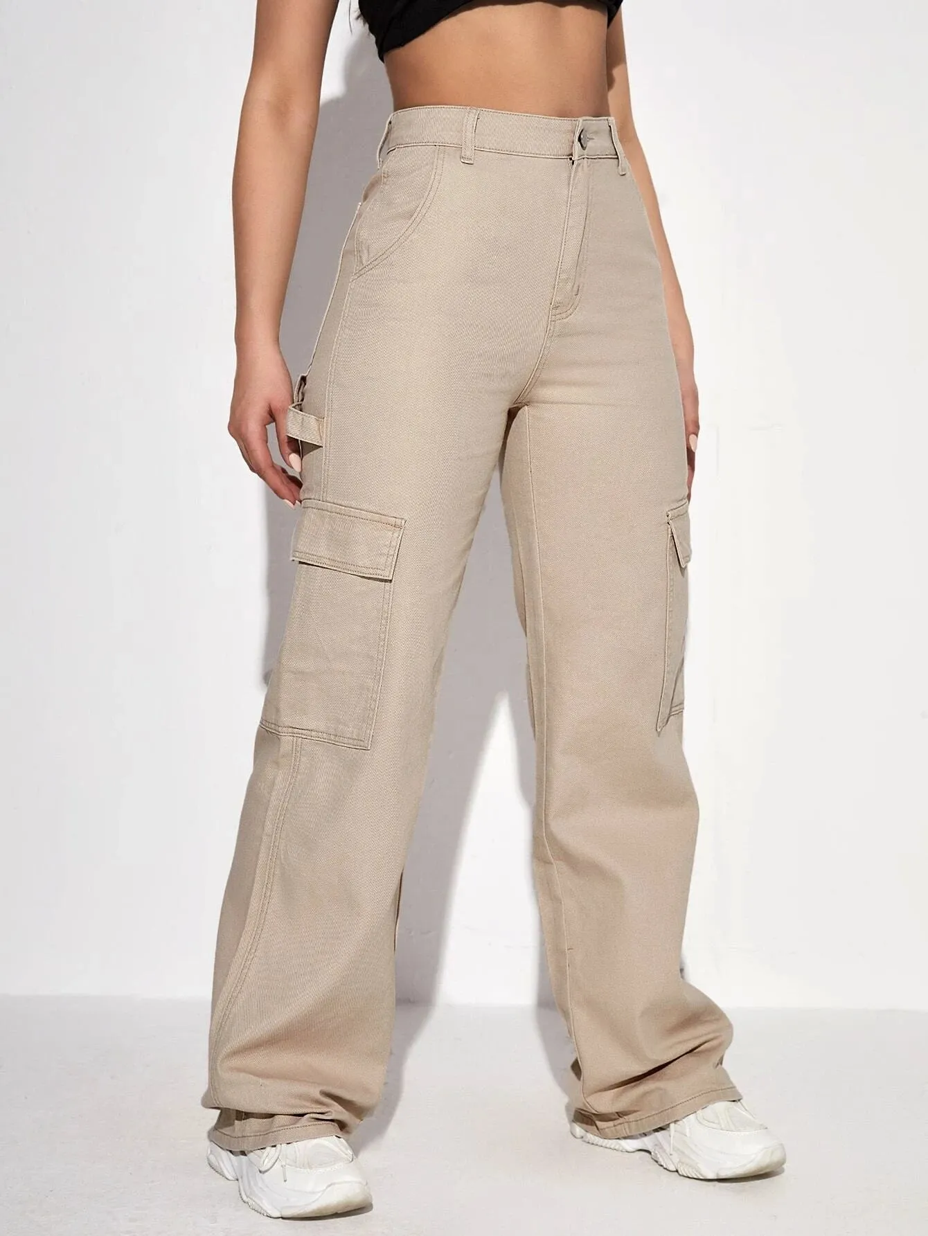 Classic Fit Zippered Denim Cargo Pants