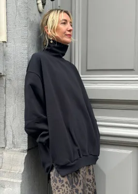 KEEP TURTLENECK OVERSIZED SWEATSHIRT  | BLACK