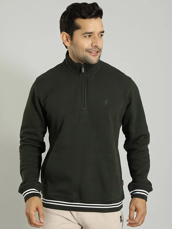 Men Solid High Neck Sweatshirt