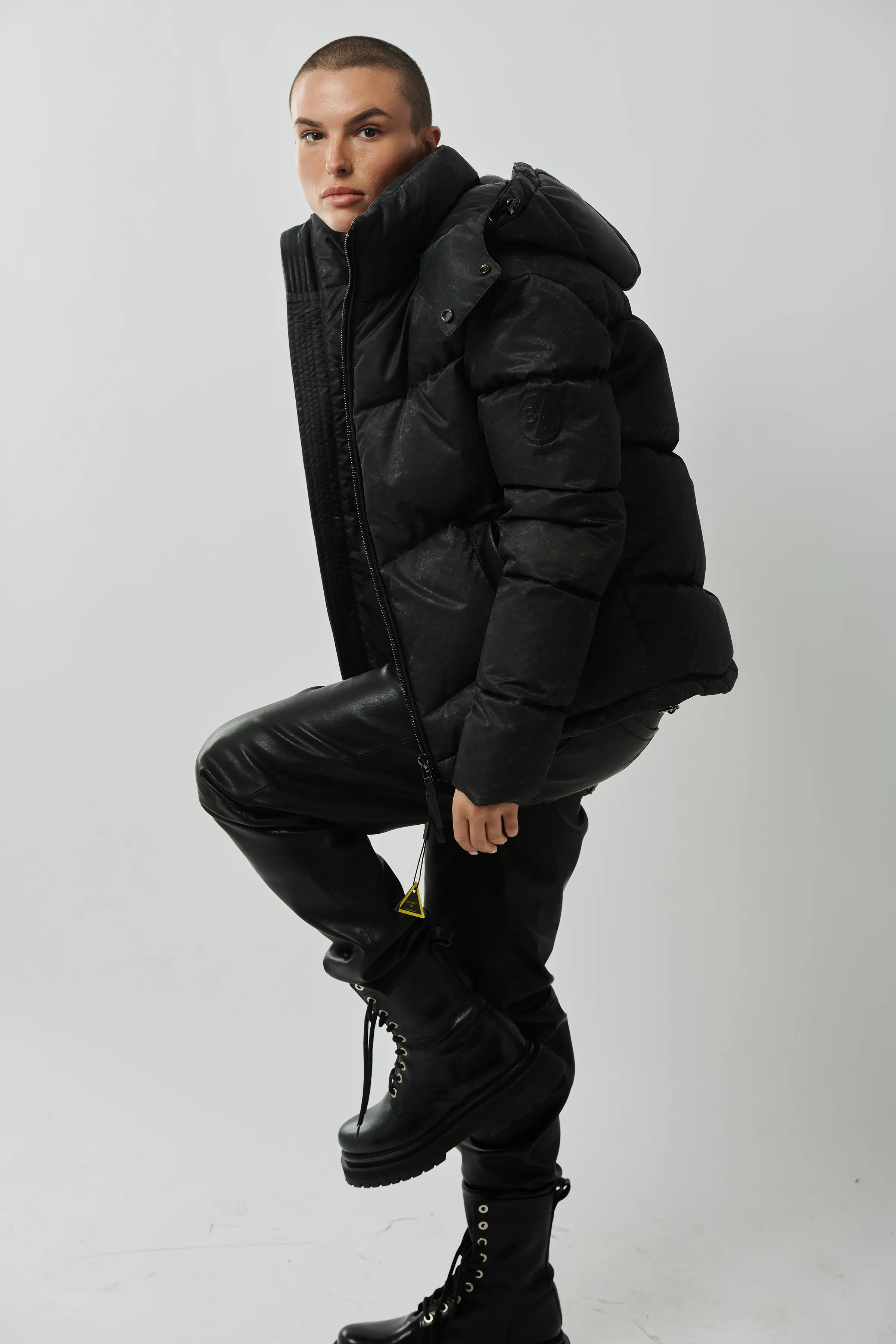 NYLON DOWN PUFFER (Woman)