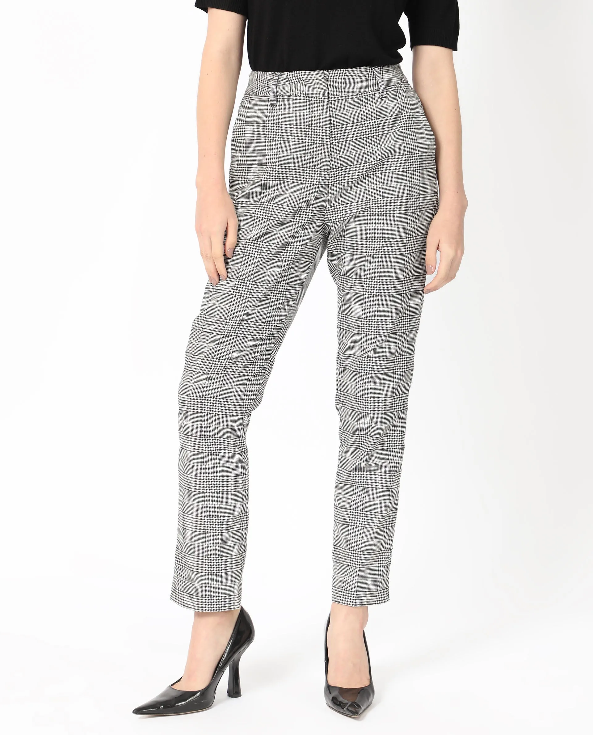 Rareism Women Tucila Black Polyester Fabric Hook And Eye Tailored Fit Checked Ankle Length Tapered Trousers