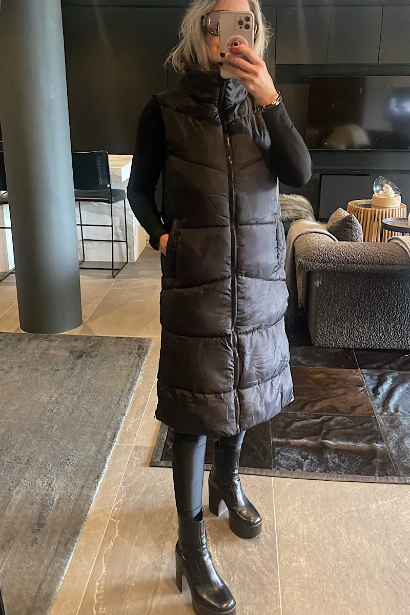 Sleeveless Black Puffer Jacket