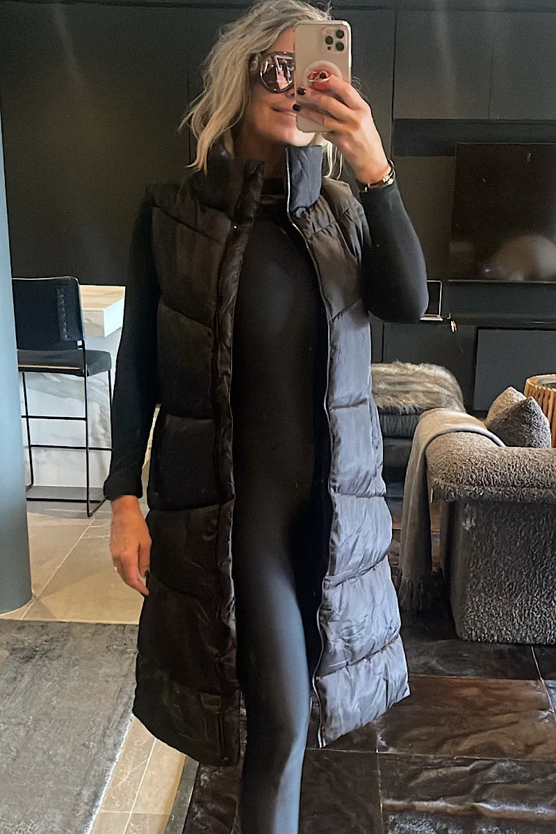 Sleeveless Black Puffer Jacket