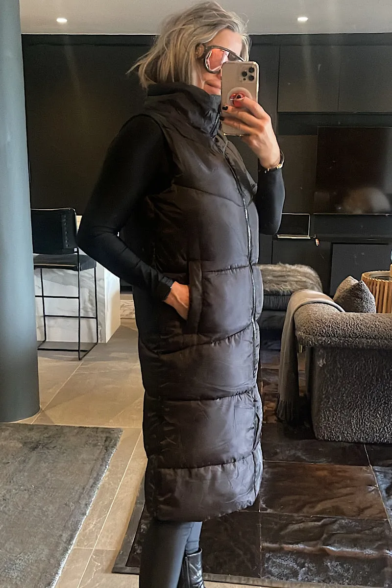 Sleeveless Black Puffer Jacket