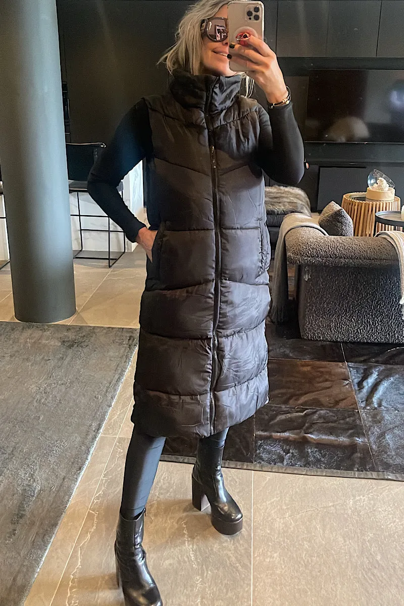 Sleeveless Black Puffer Jacket