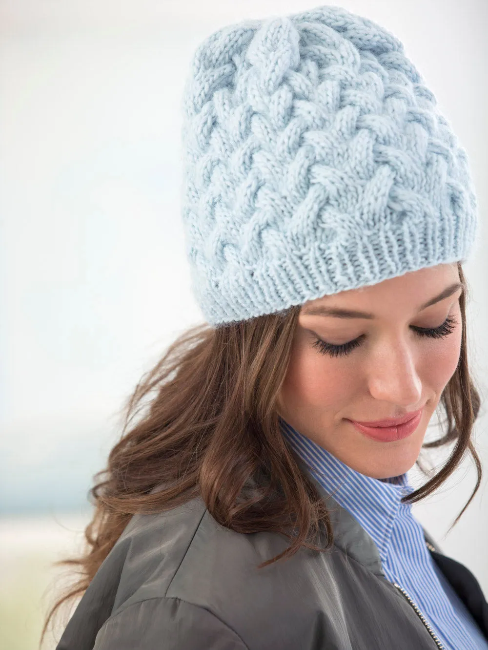 Waving Cables Hat (Knit)